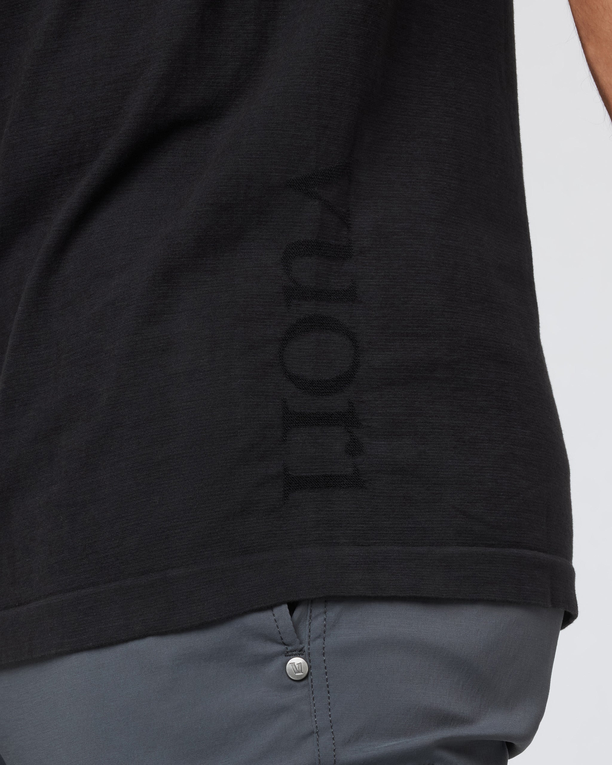 Weston Seamless Tee | Black - Image 2