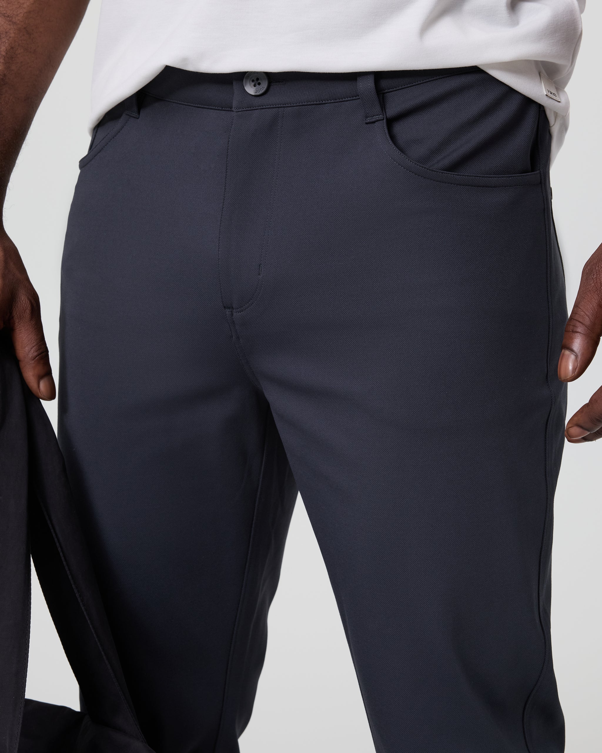 Vuori Meta™ Twill Pant Athletic Slim 32 | Navy - Image 2