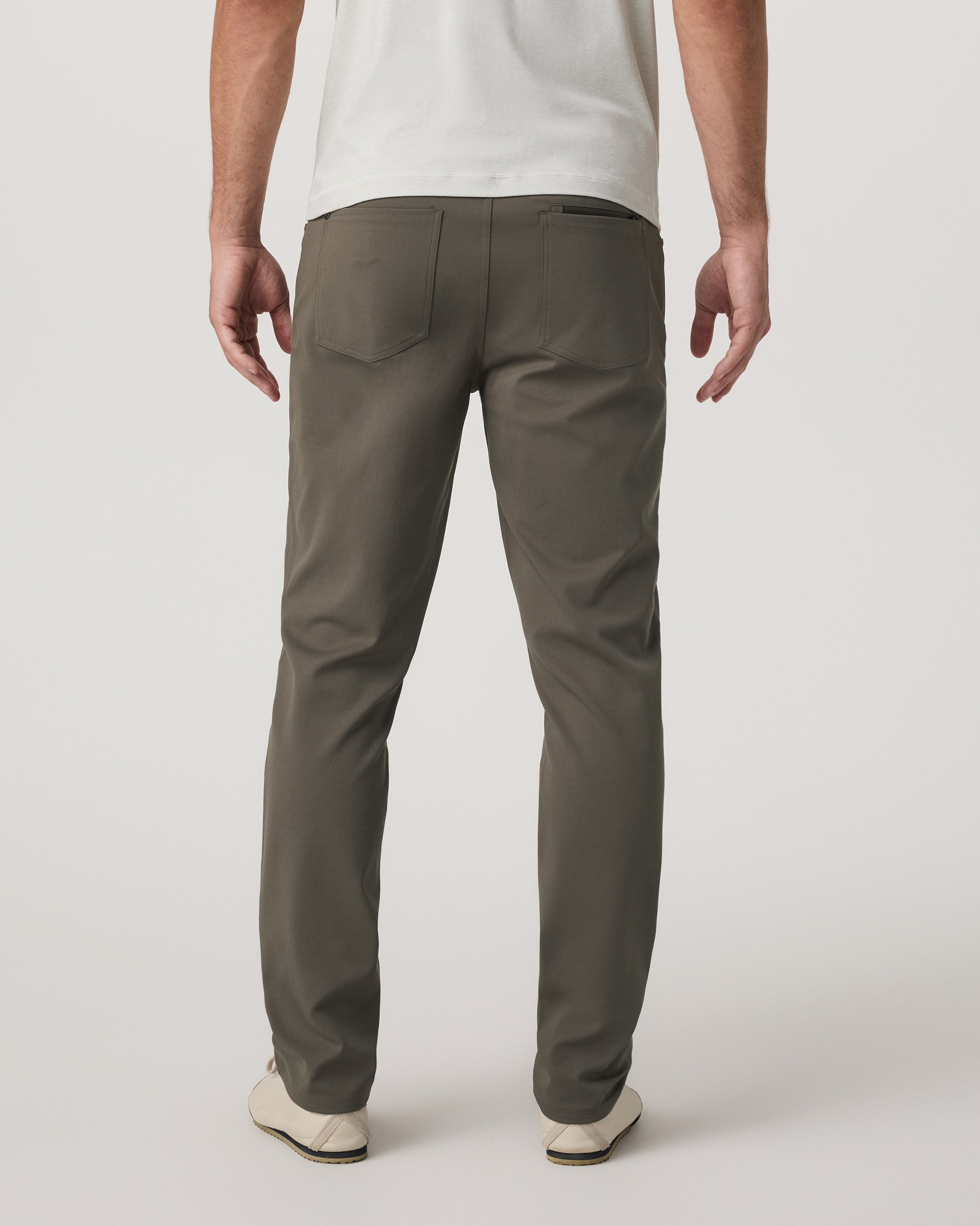 Vuori Meta™ Twill Pant Classic Fit 30 | Root - Image 3