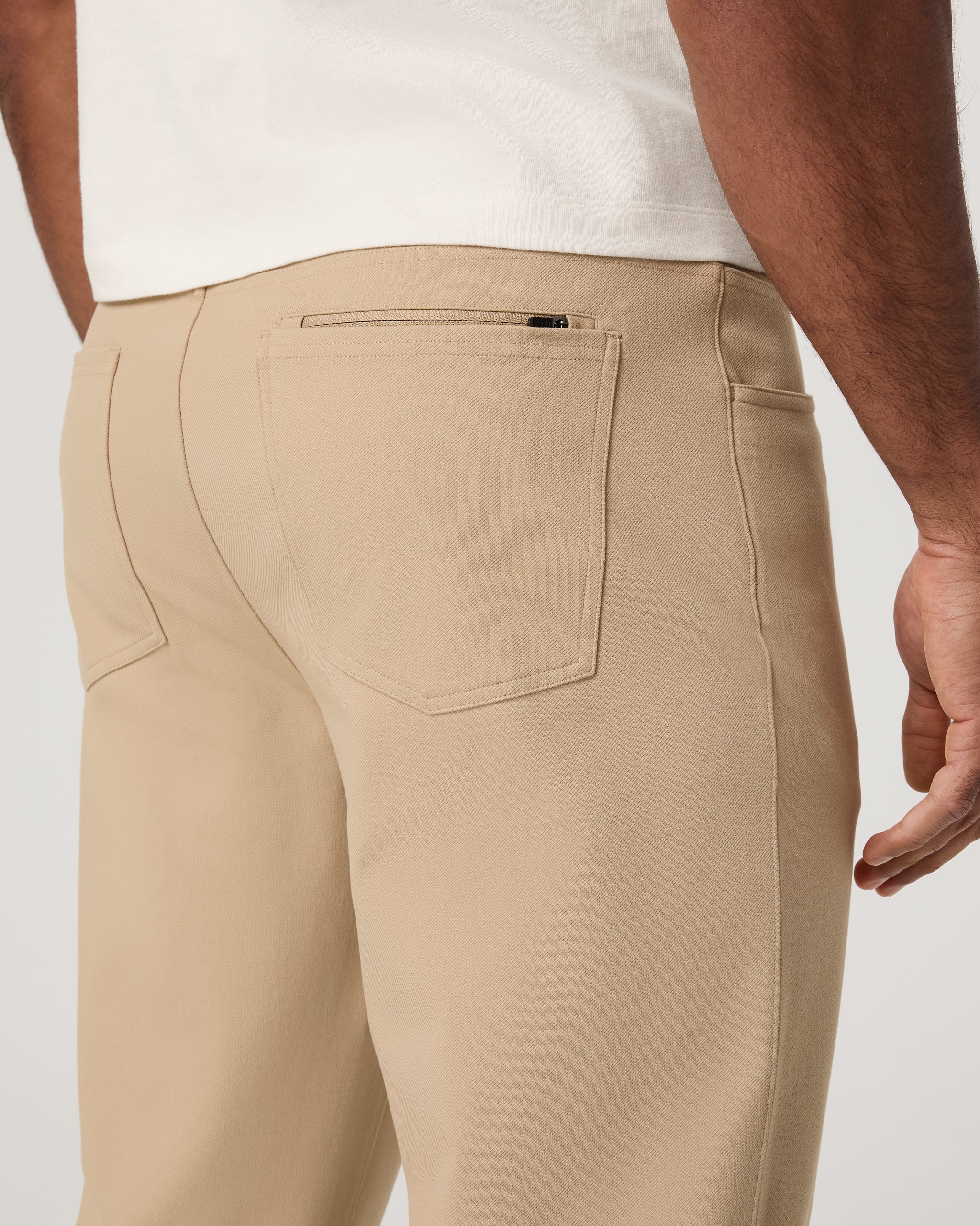 Vuori Meta™ Twill Pant Classic Fit 32 | Trench - Image 4
