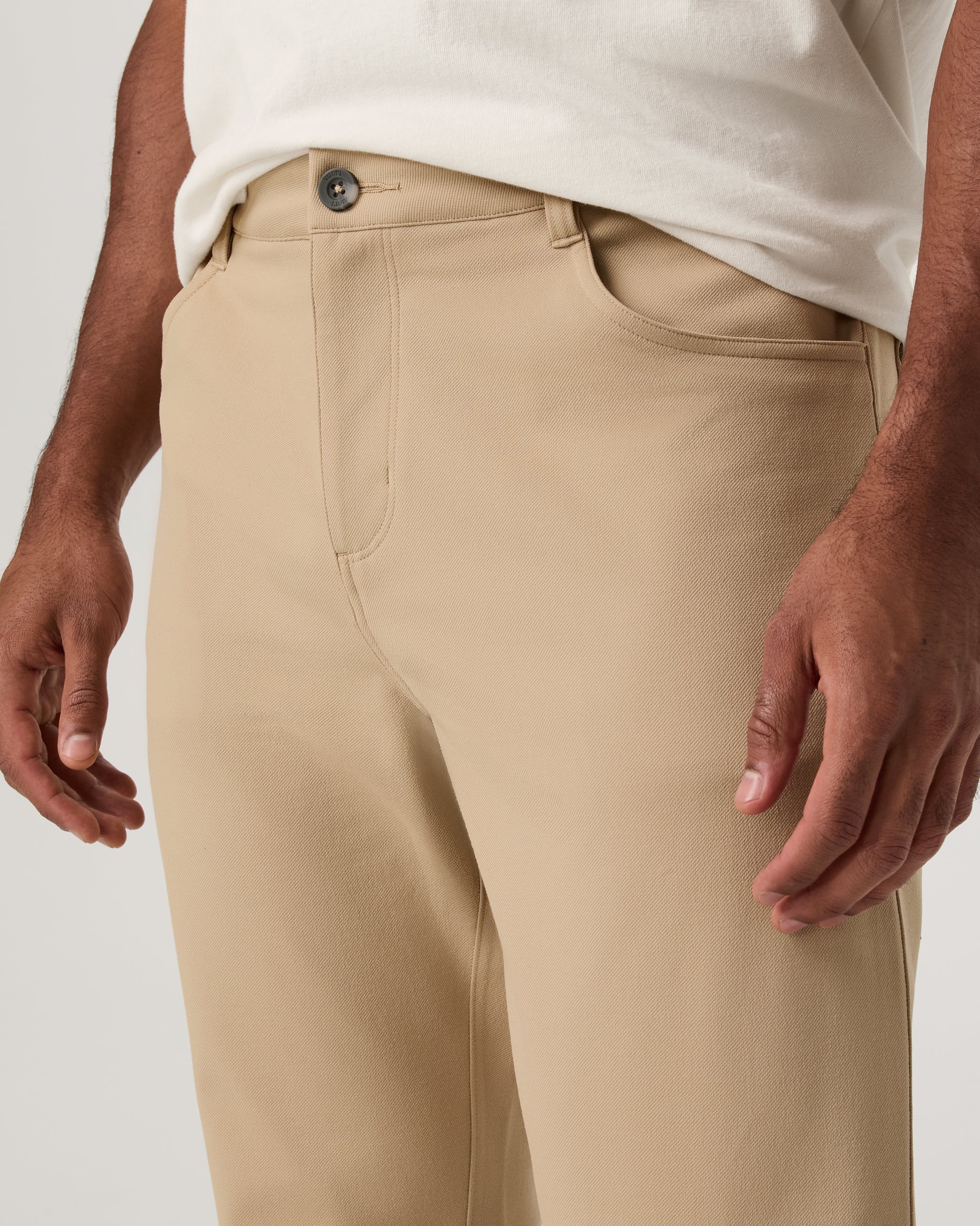 Vuori Meta™ Twill Pant Classic Fit 32 | Trench - Image 3