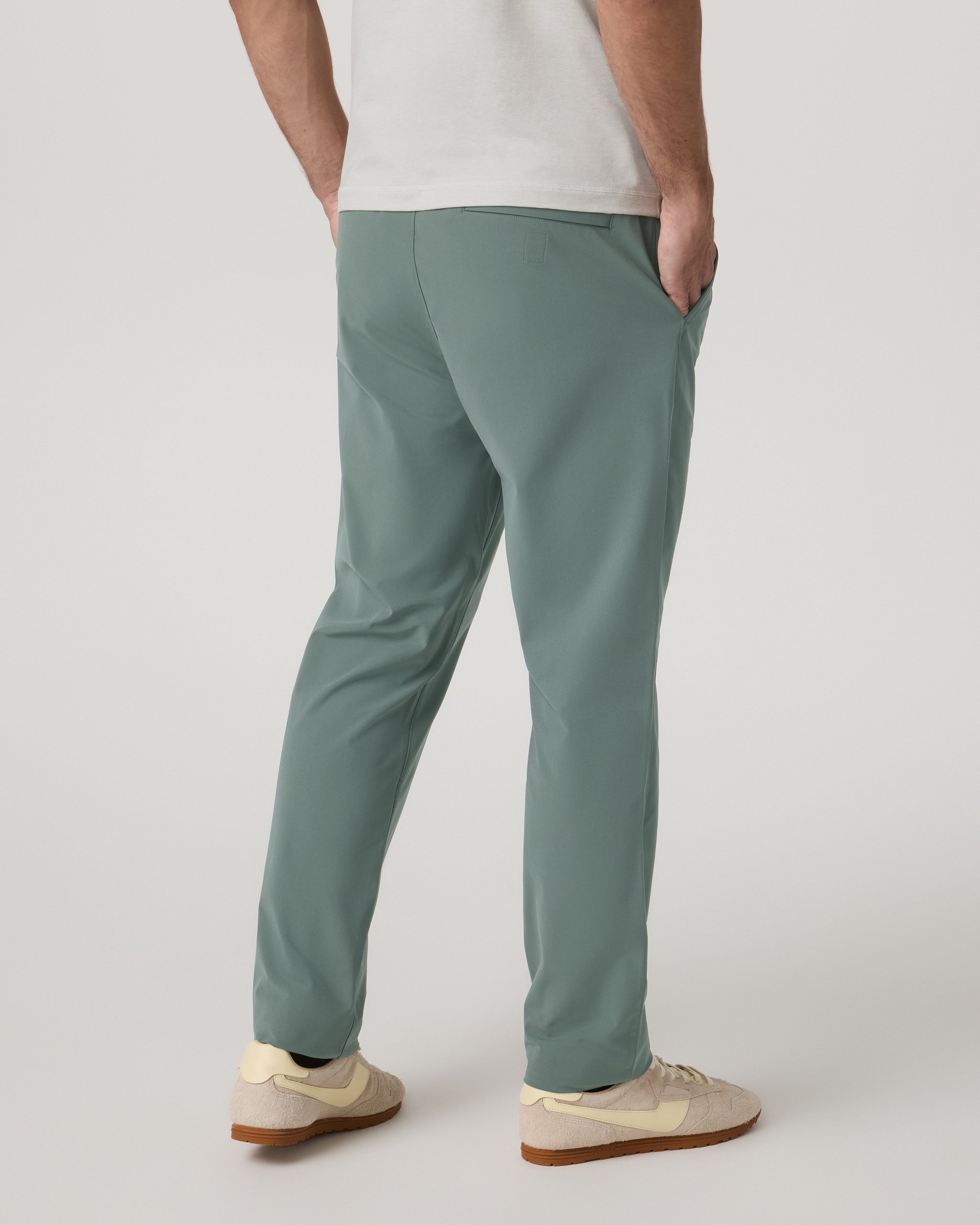 Vuori Meta™ Elastic Waist Pant Classic Fit 32 | Marsh - Image 3