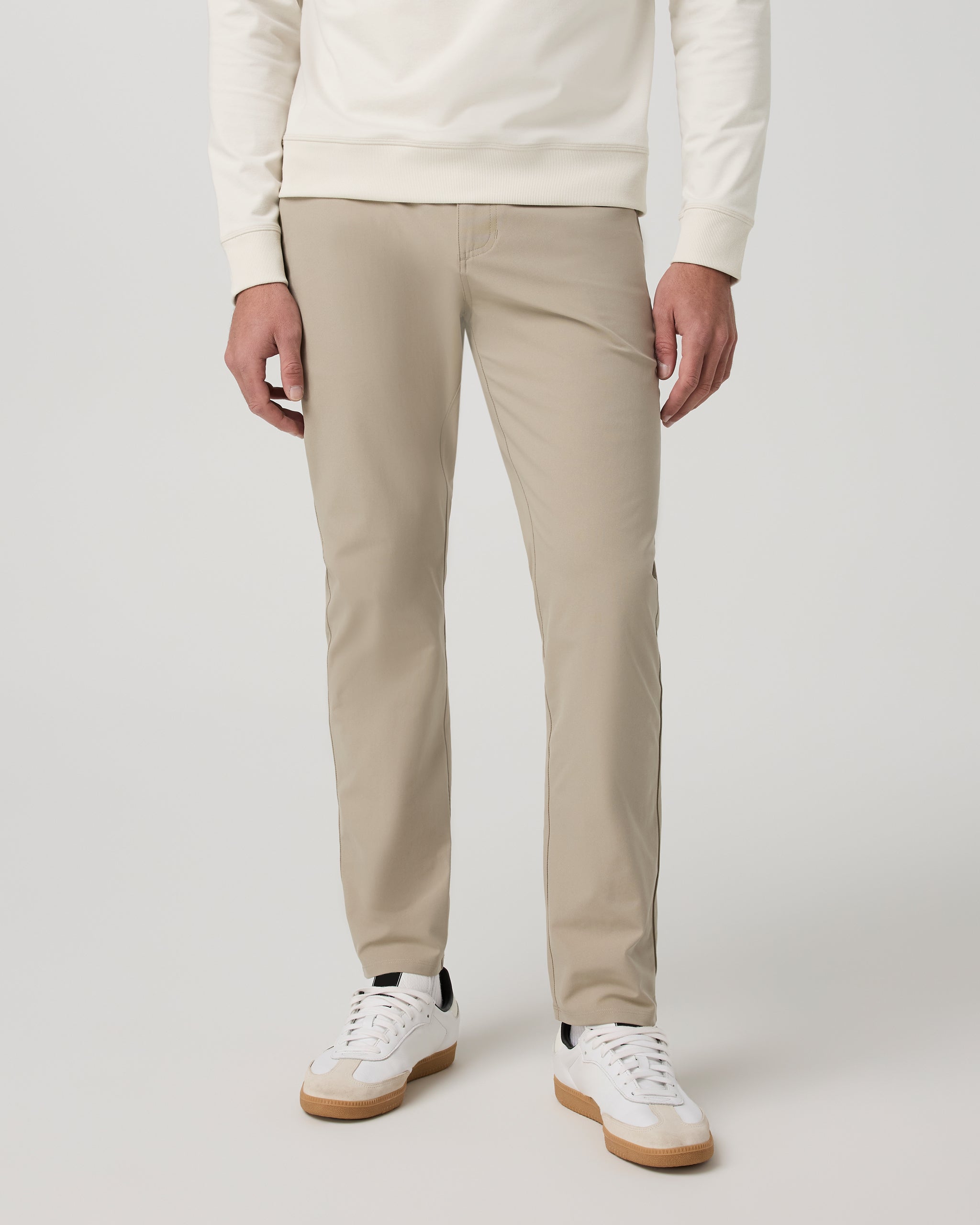 Vuori Meta™ Trouser Athletic Slim Fit 32 | Truffle