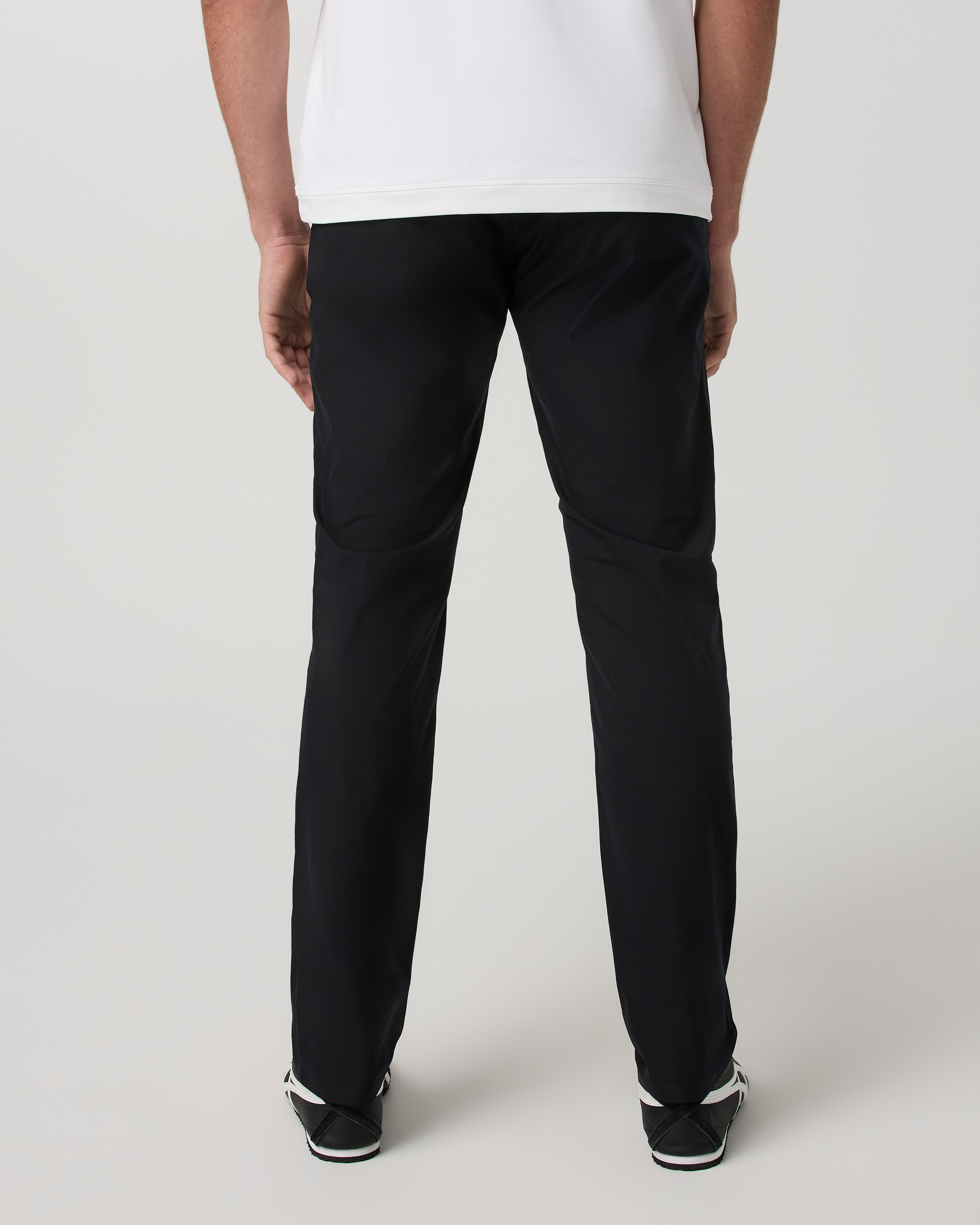 Vuori Meta™ Trouser Athletic Slim Fit 32 | Black - Image 4