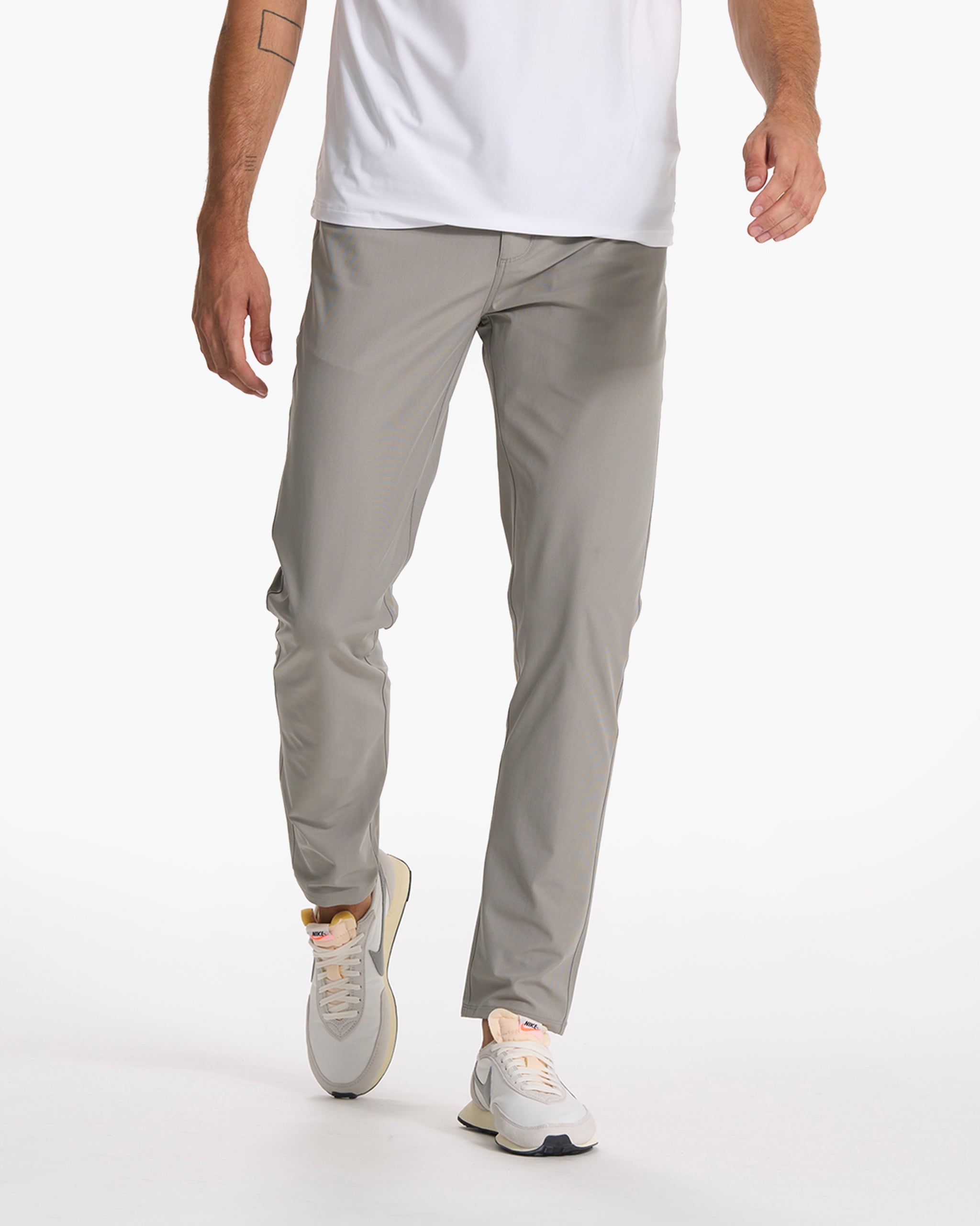 Vuori Meta™ Pant Athletic Slim Fit 34 | Driftwood