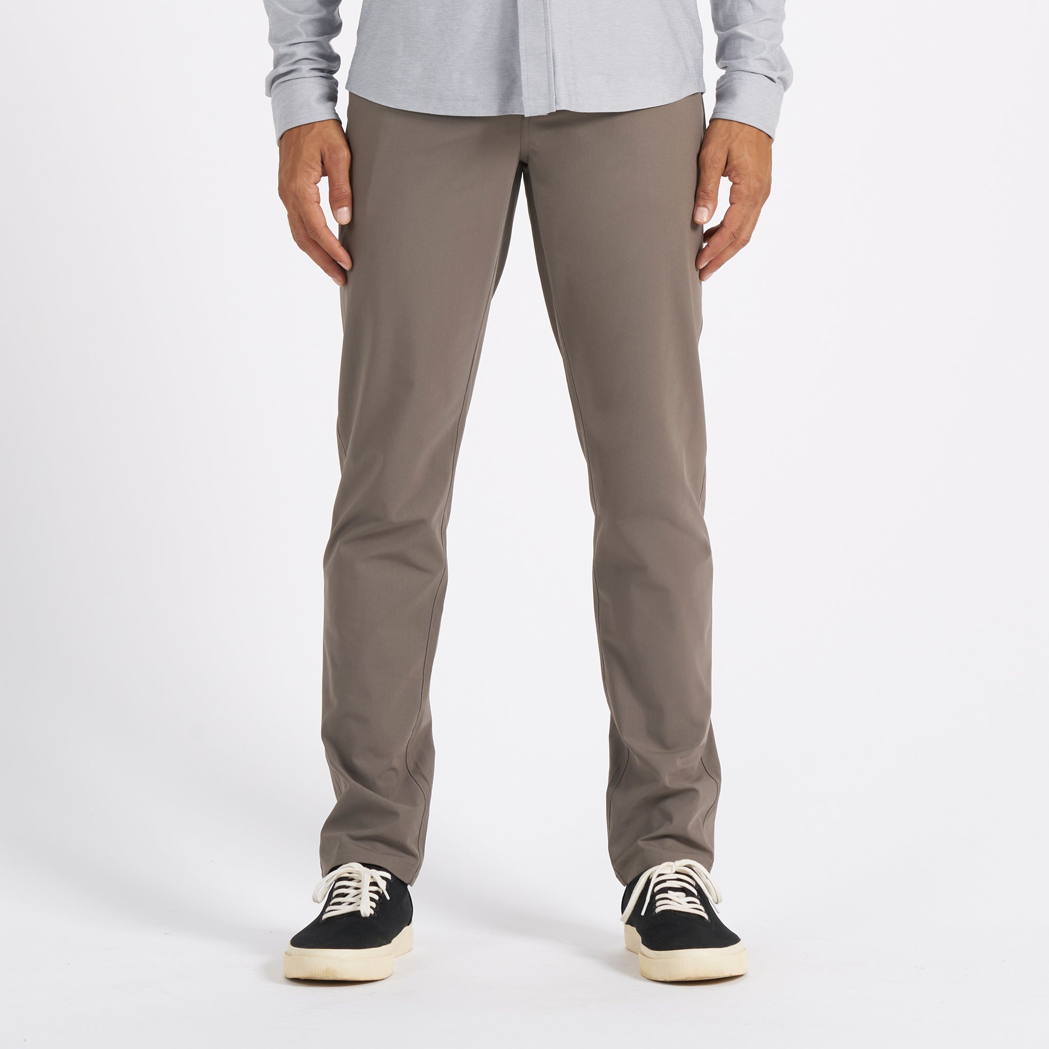 Vuori Meta™ Pant Athletic Slim Fit 30 | Cocoa