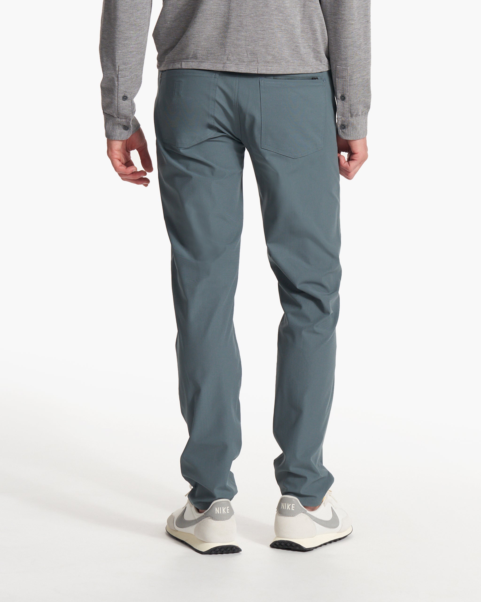 Vuori Meta™ Pant Athletic Slim Fit 34 | Lake - Image 3