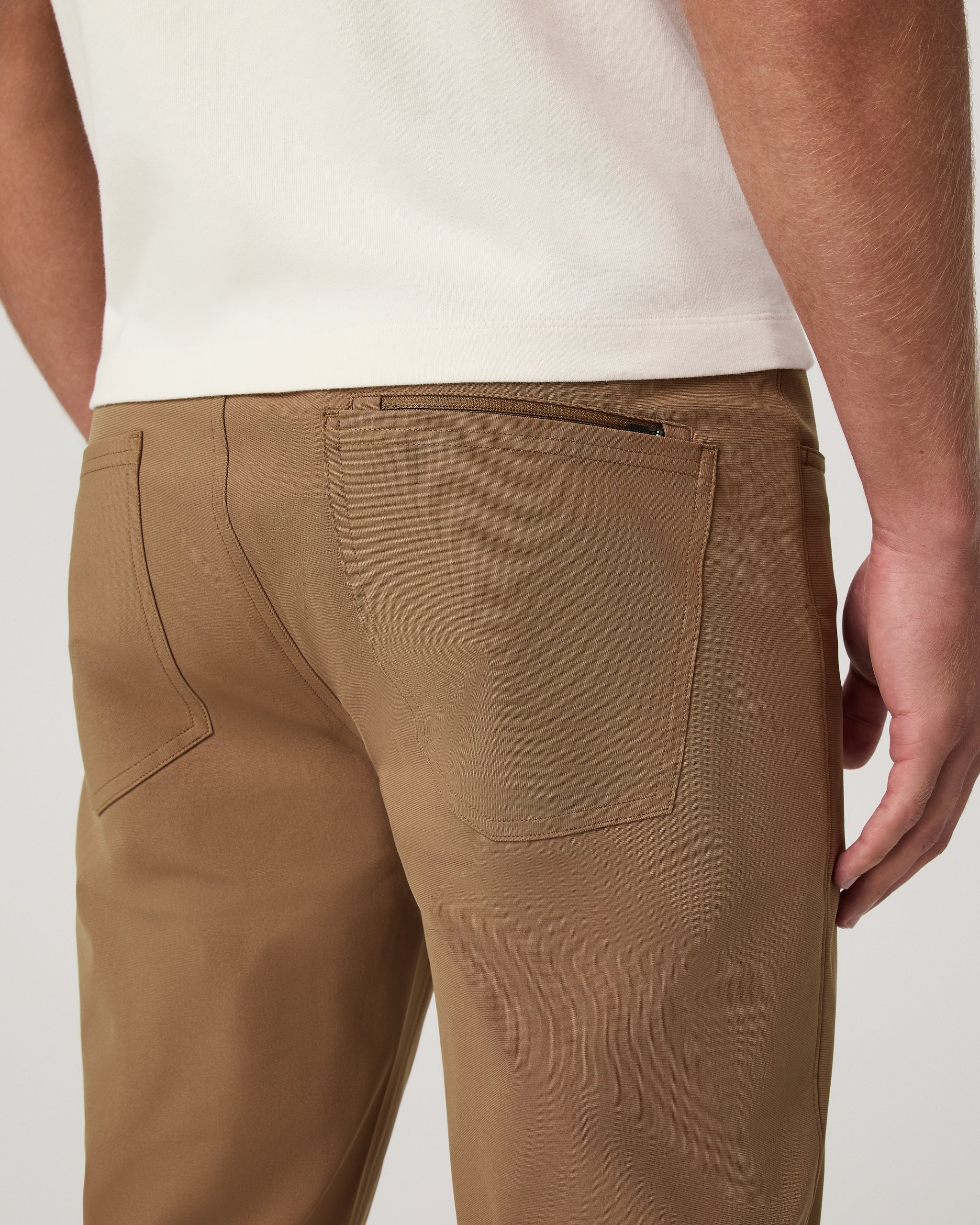 Vuori Meta™ Pant Athletic Slim Fit 32 | Pecan - Image 5