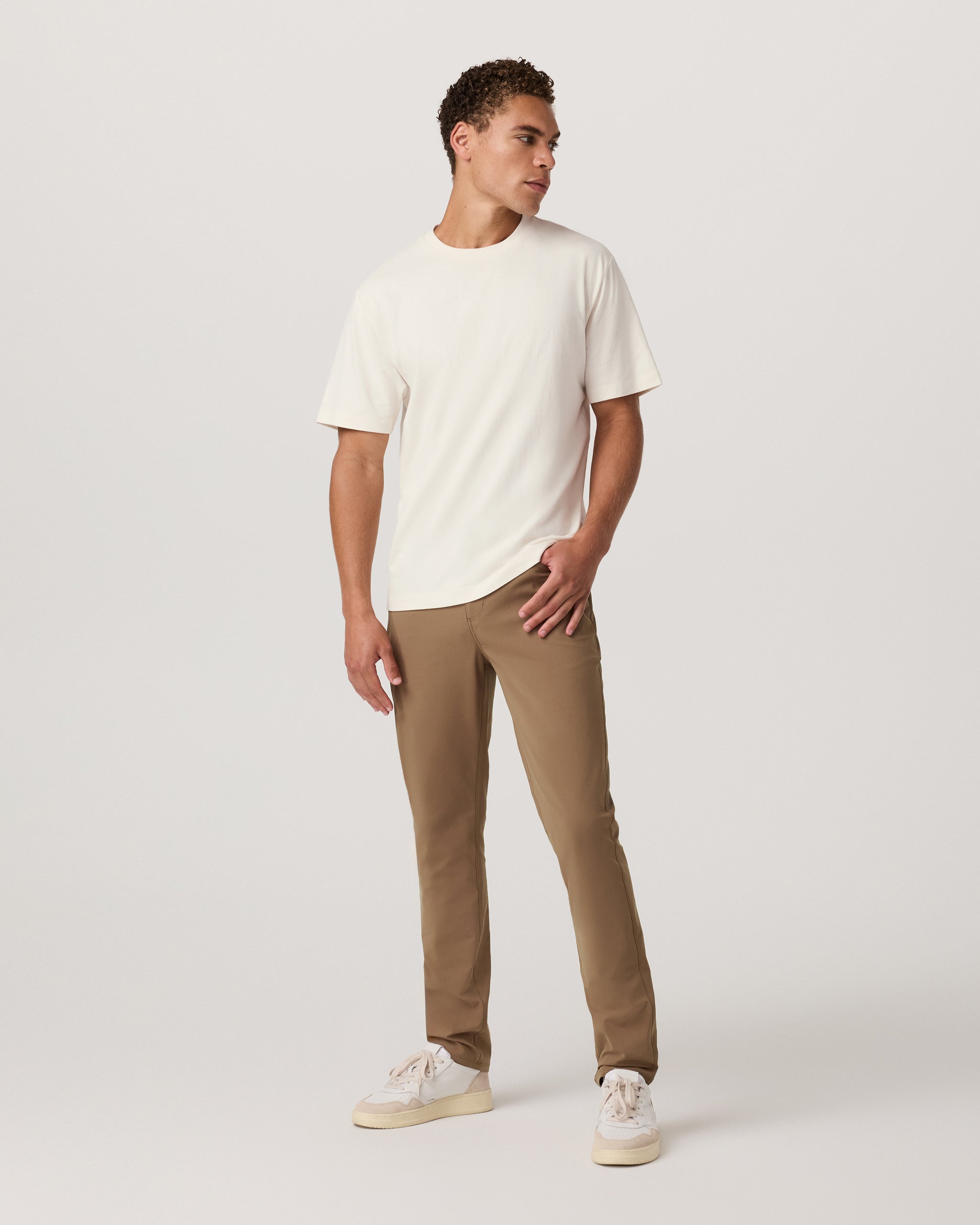 Vuori Meta™ Pant Athletic Slim Fit 32 | Pecan - Image 4