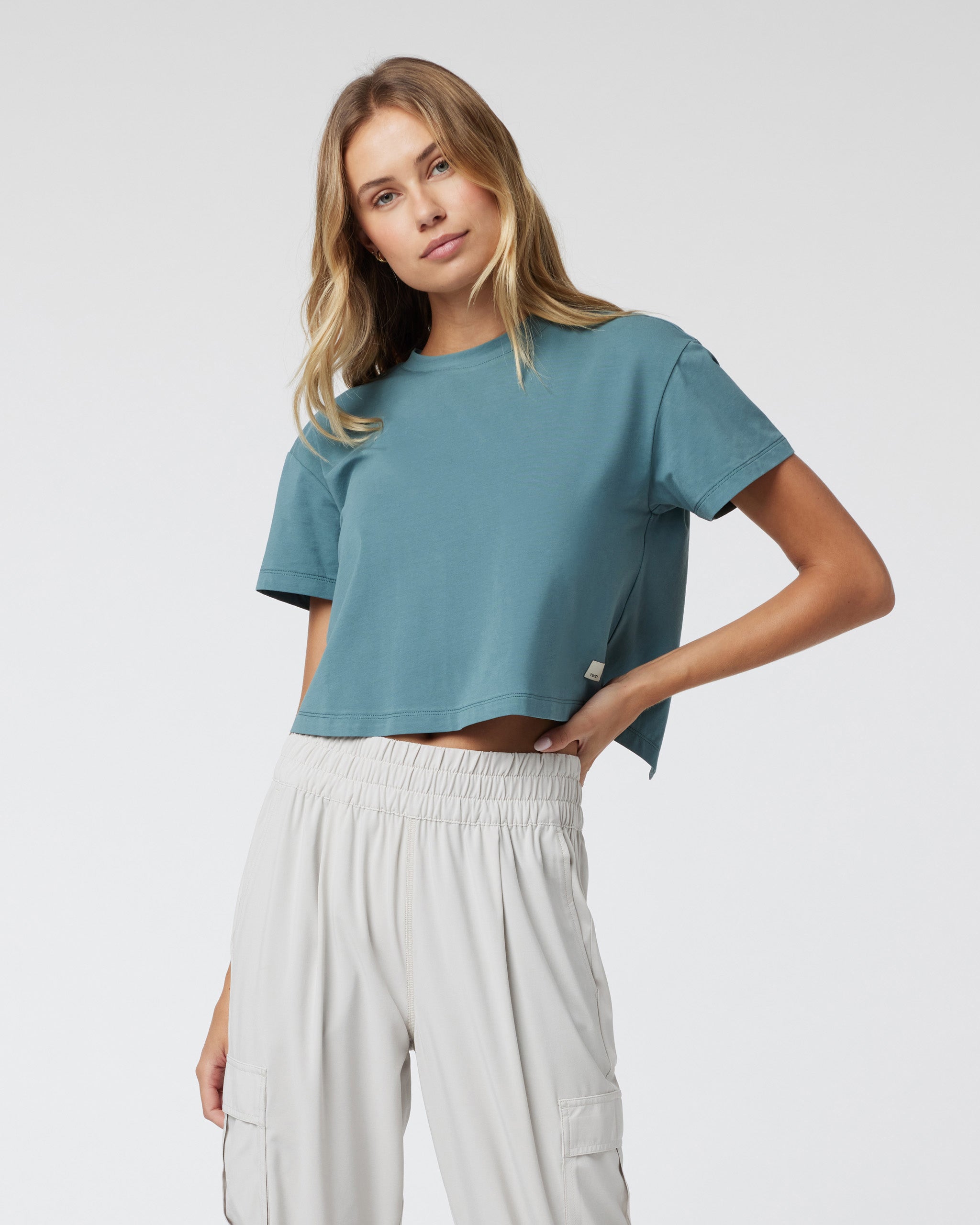 Short Sleeve Feather Cross Back | Iron