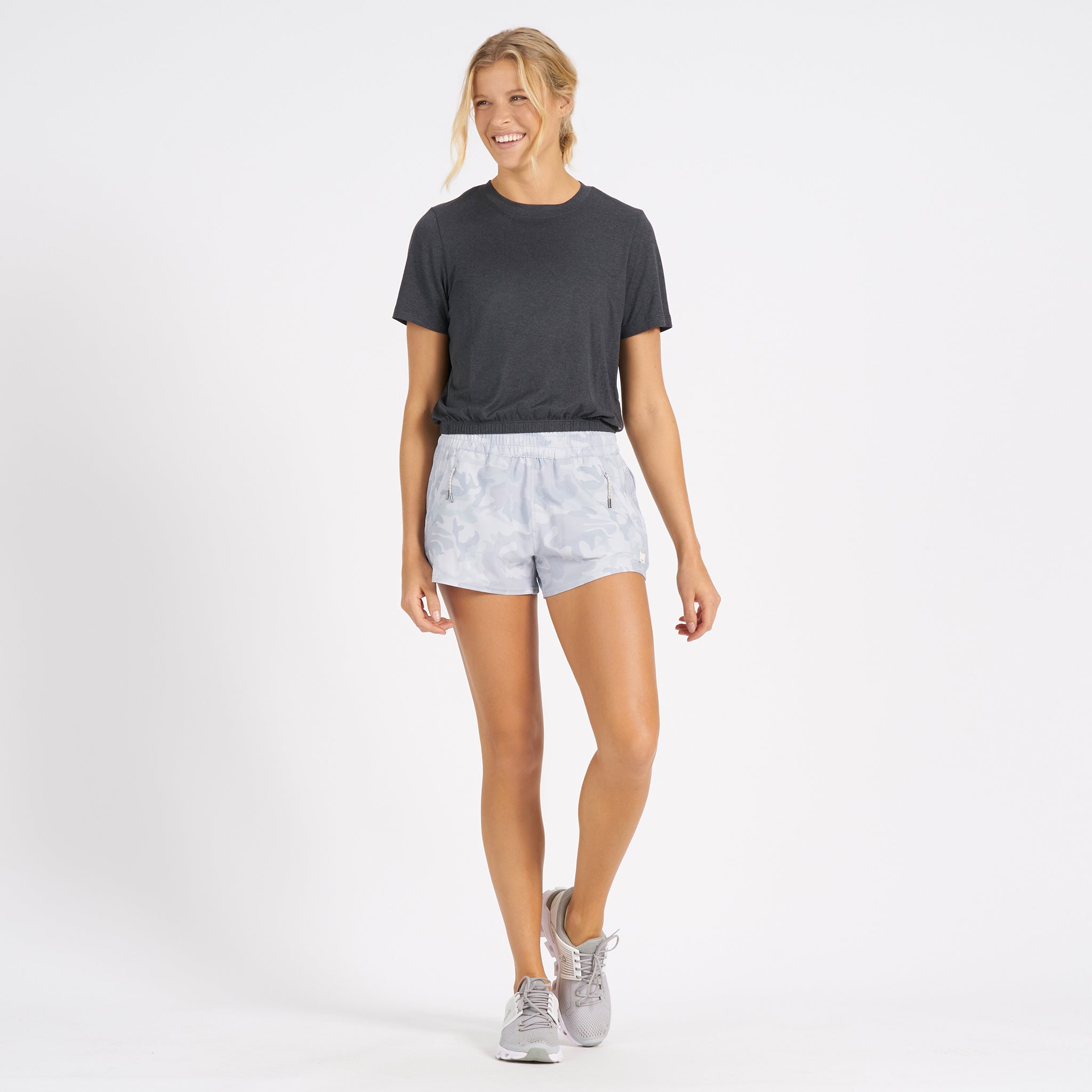 Balance Tee | Charcoal Heather - Image 4