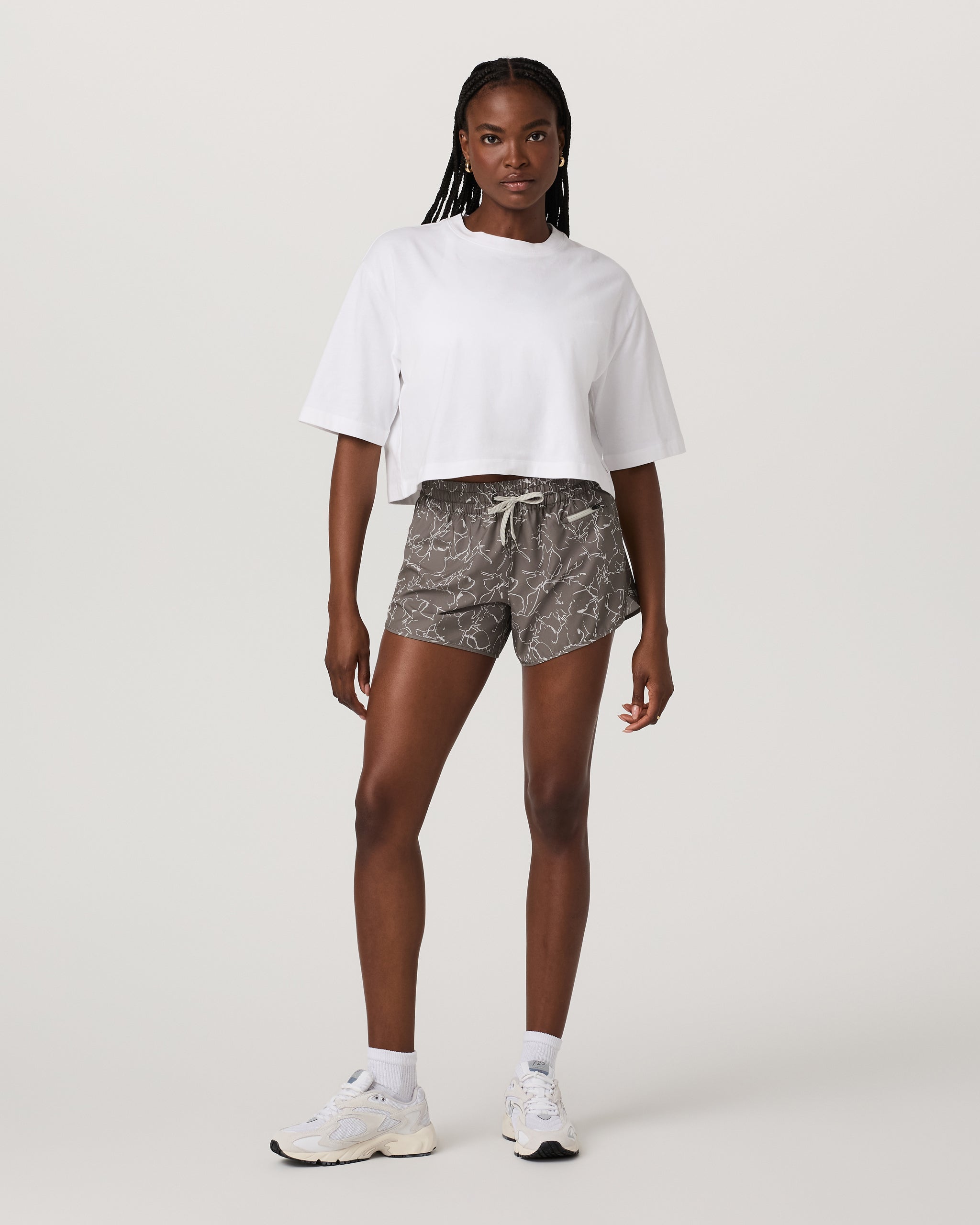 Clementine 2.0 Short 4 | Smokey Taupe Iris - Image 4