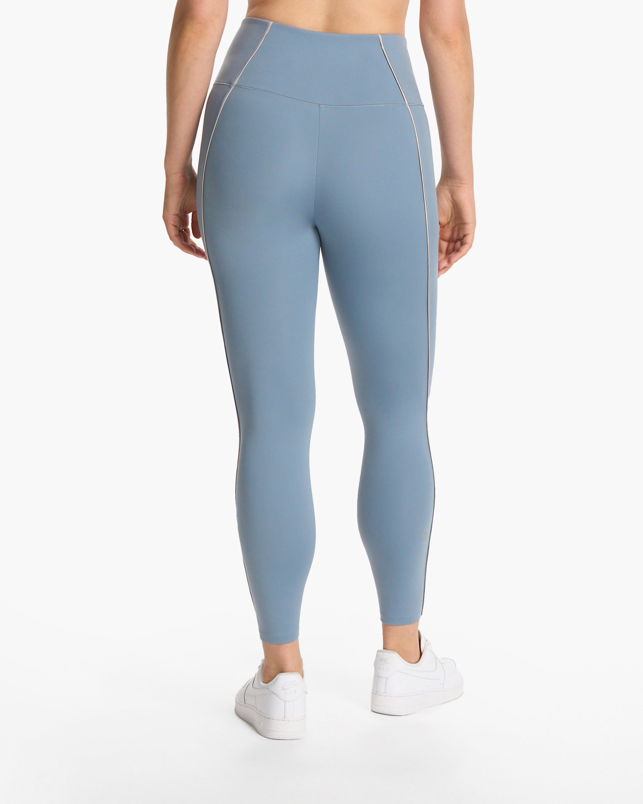 Evolve Lunar Legging | Cloud - Image 5