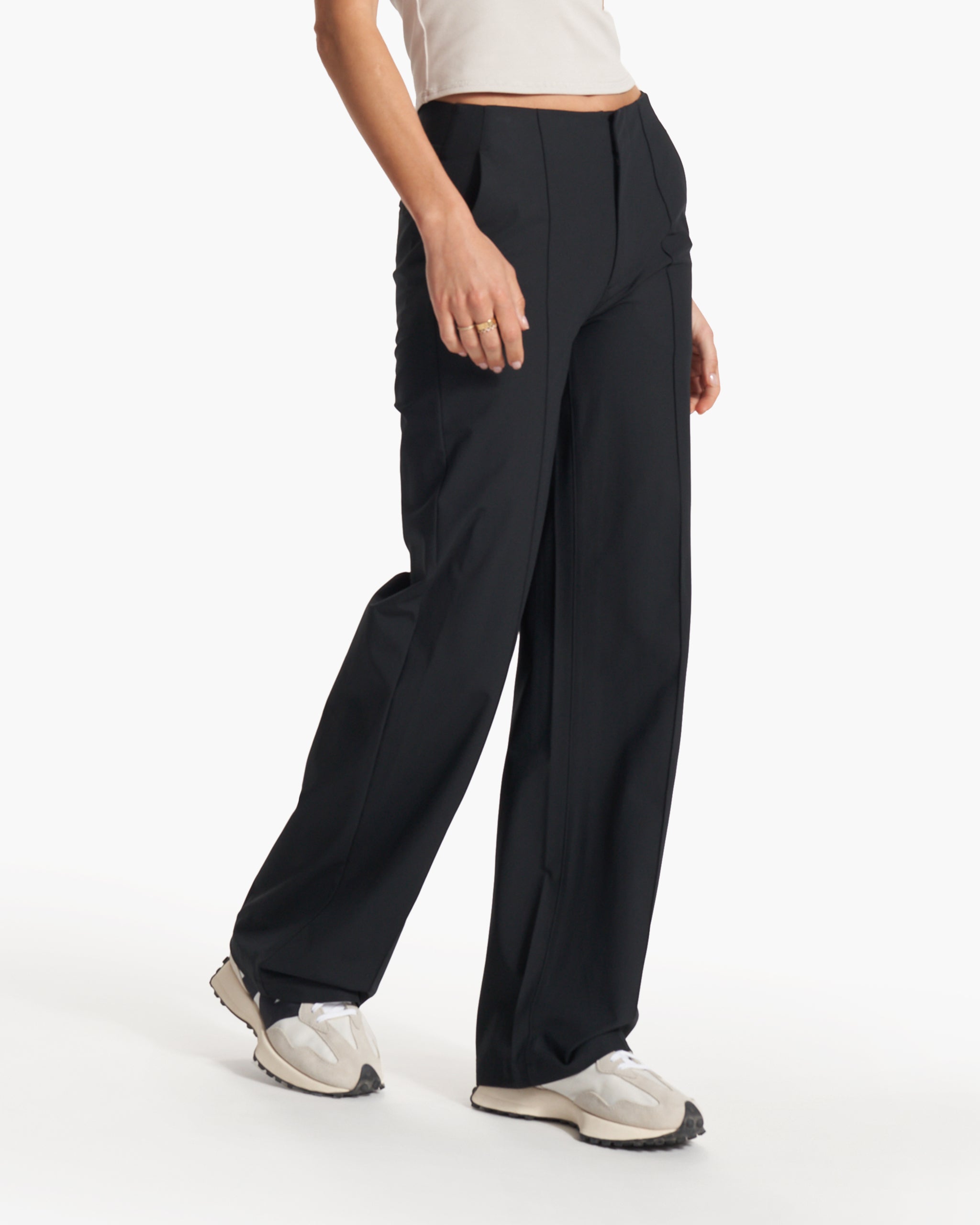 Womens Vuori Meta™ Wideleg Pant | Black - Image 2