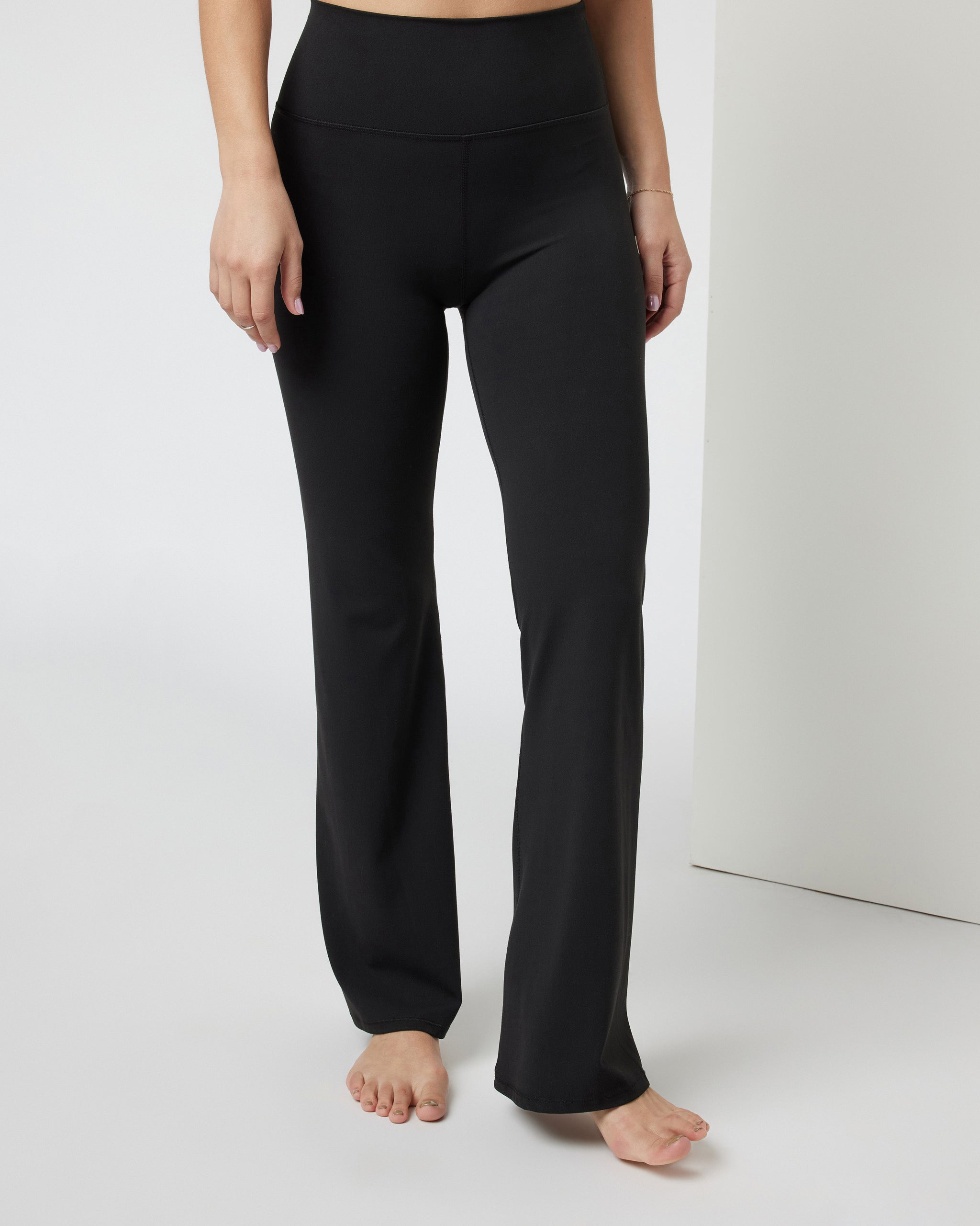 Vuori AllTheFeels™ Bootcut | Black - Image 3