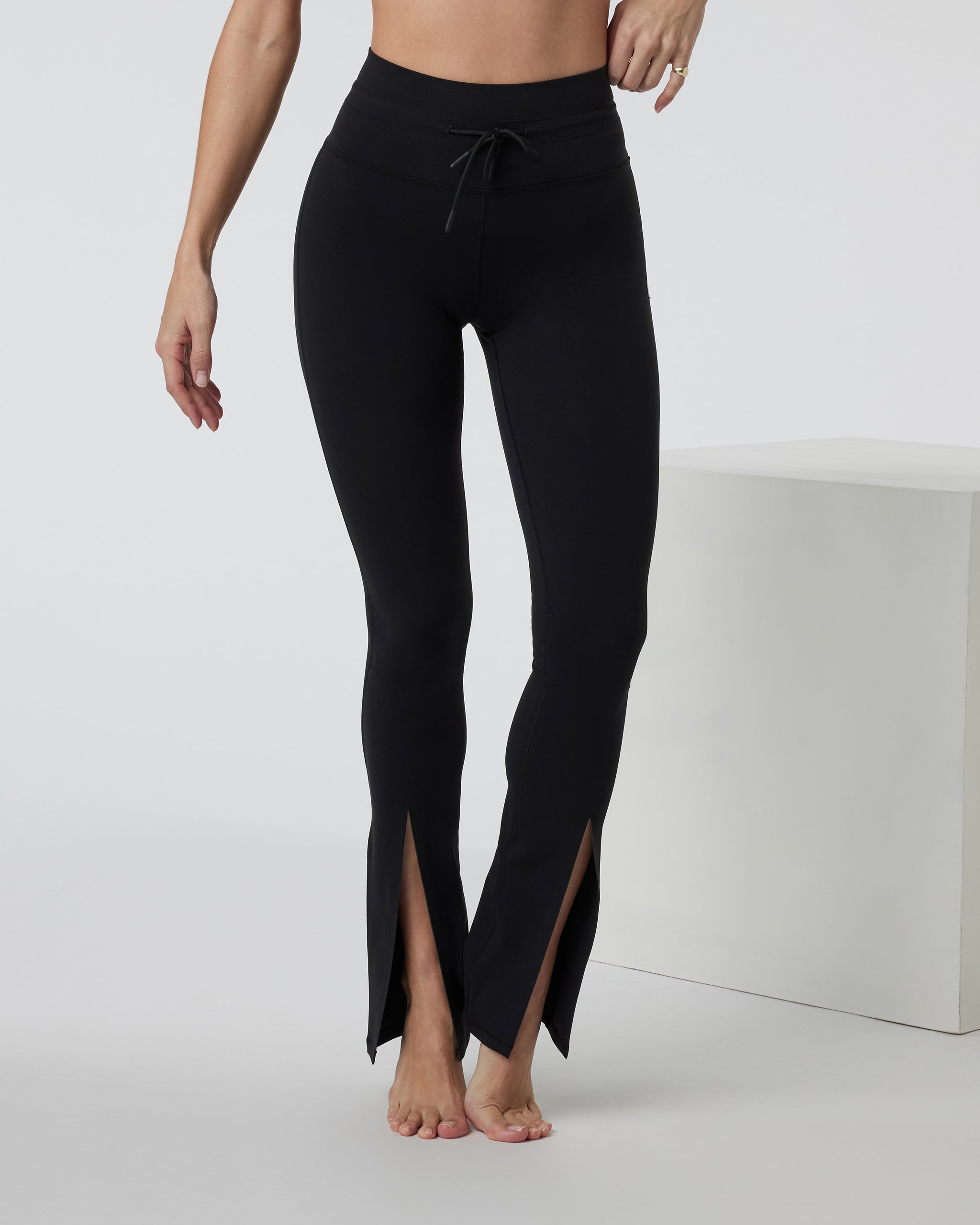 Daily Split Flare | Black