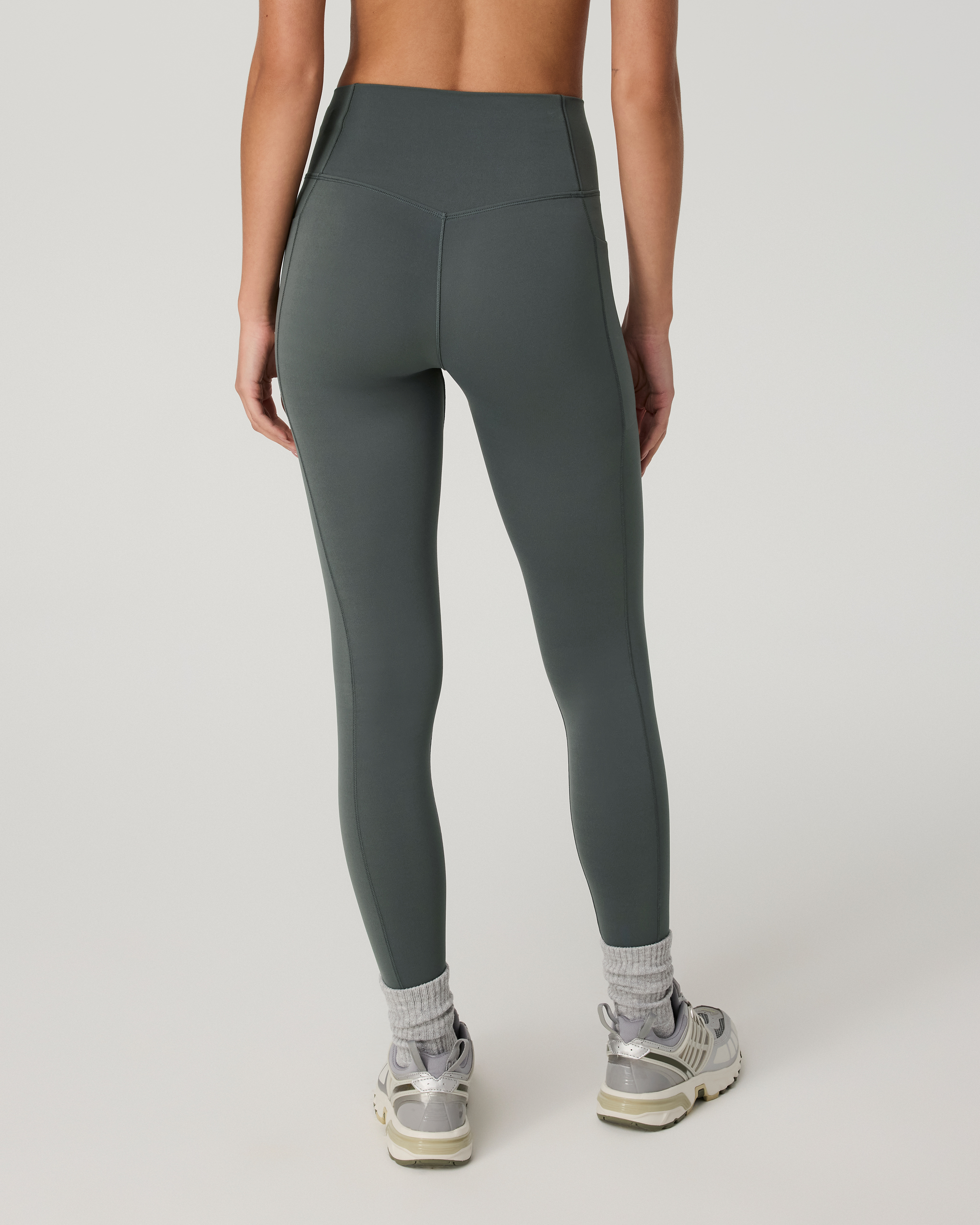Vuori AllTheForm™ Pocket Legging | Dark Jade - Image 3