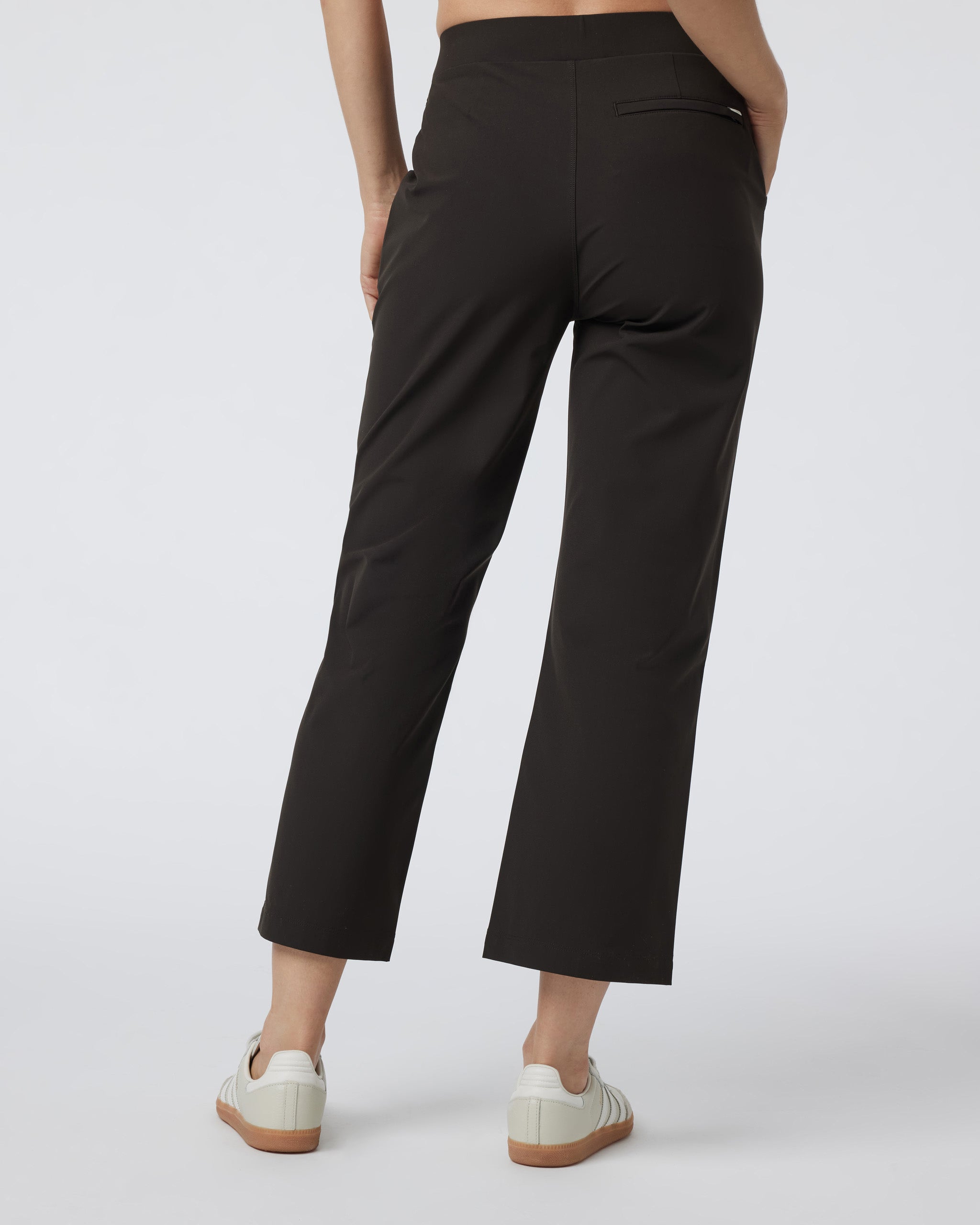 Women's Meta Crop Pant | Dark Java - Image 3