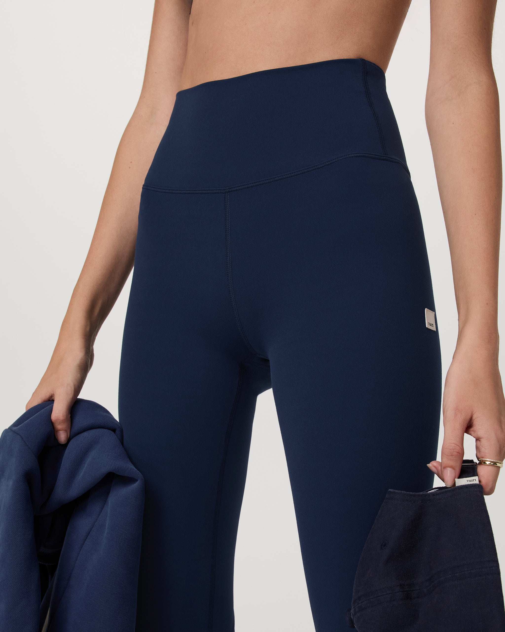 Vuori AllTheFeels™ Slim Flare - Short | Blue Coast - Image 4