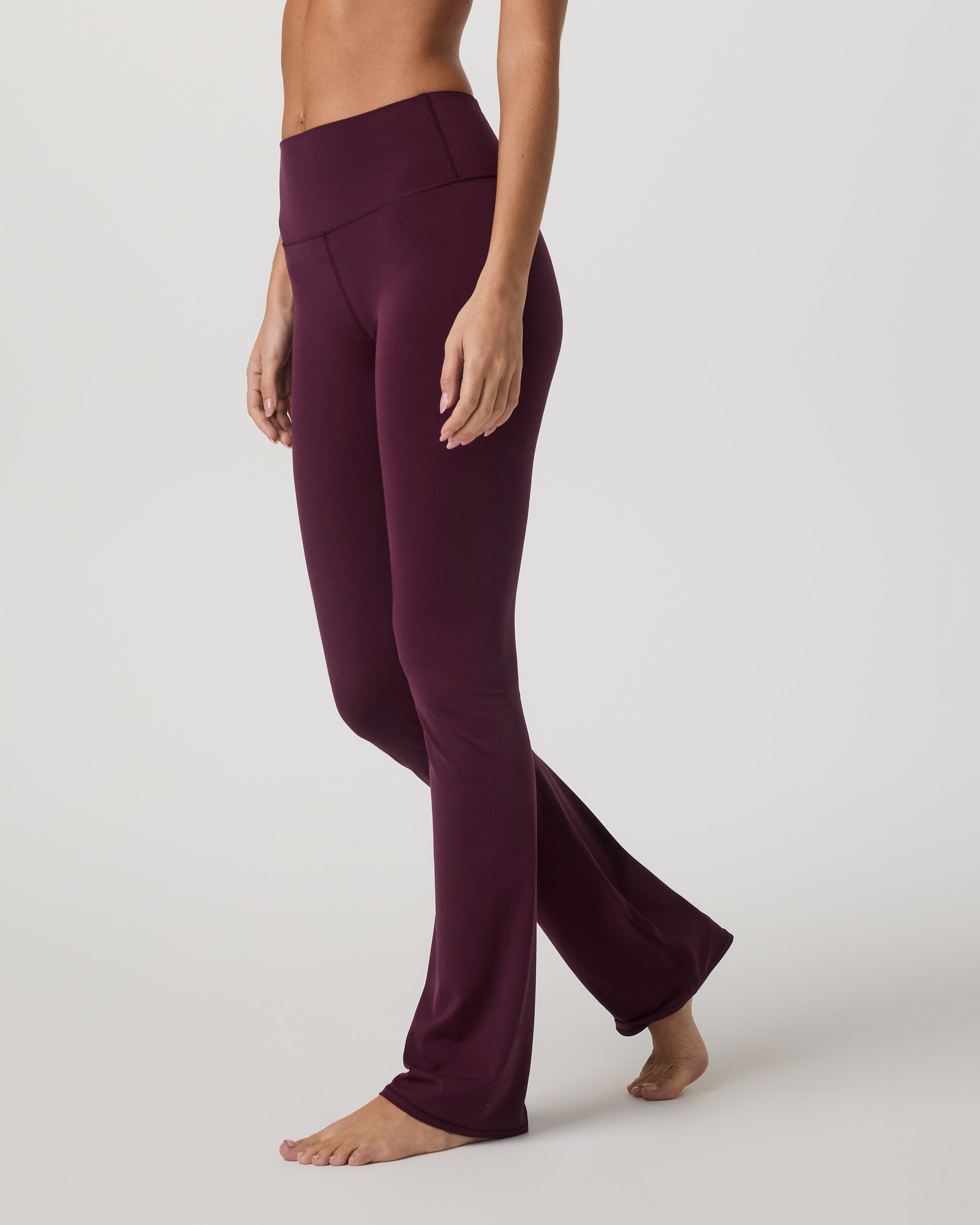 Vuori AllTheFeels™ Slim Flare - Short | Cerise - Image 2