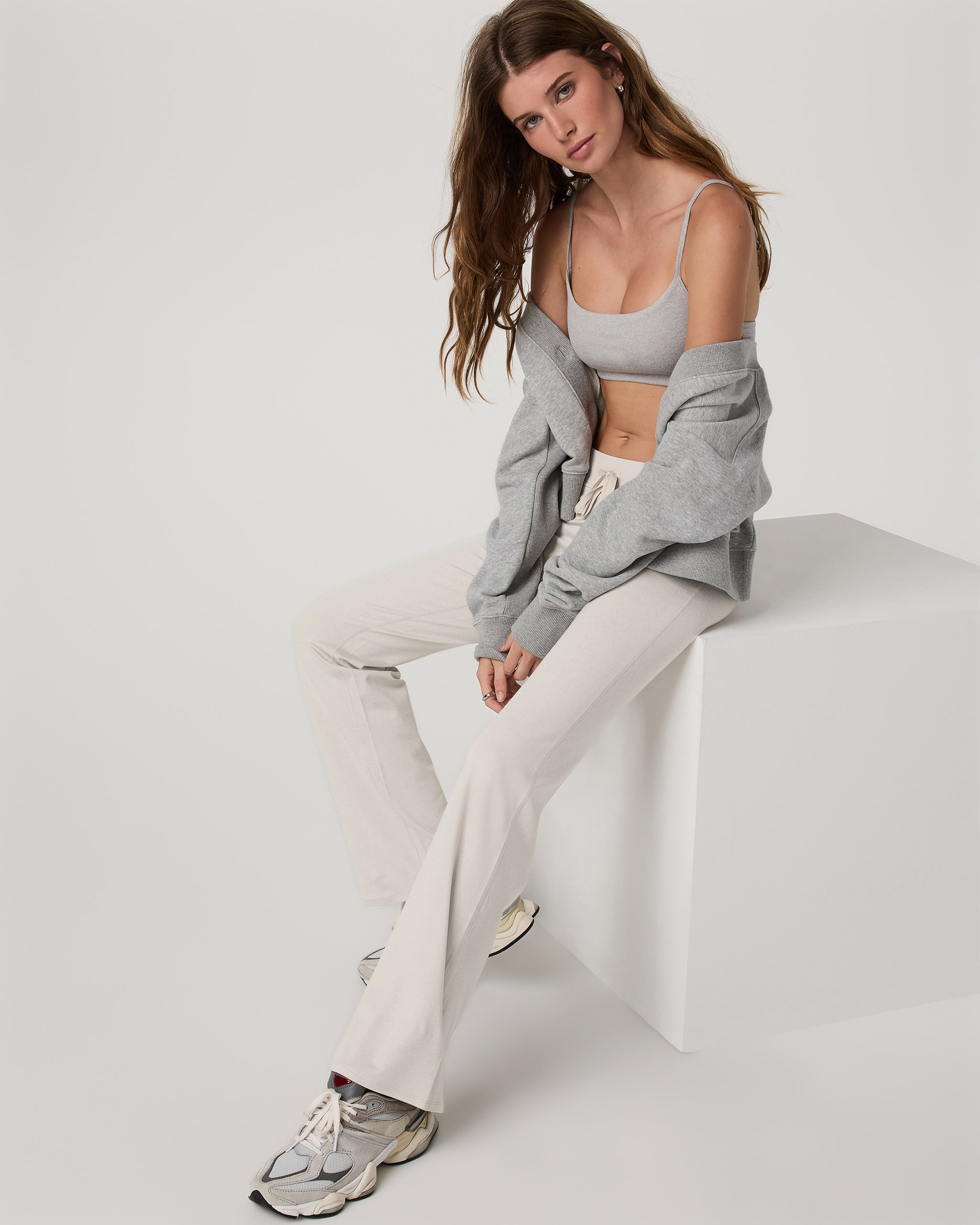 Halo Low Rise Slim Flare Pant | Ecru Heather - Image 2